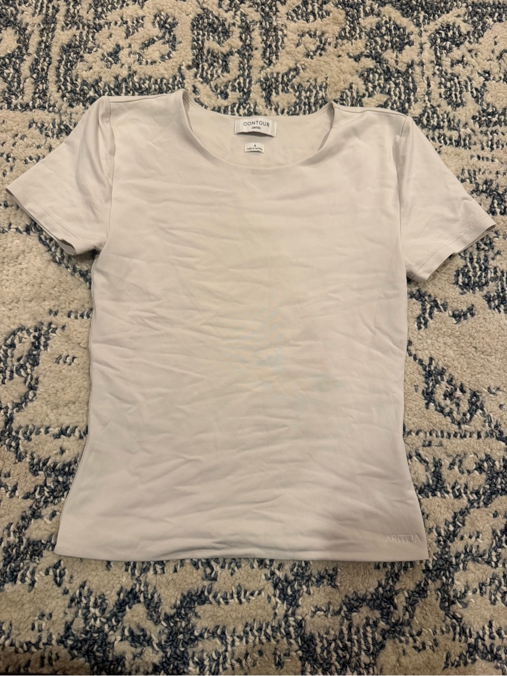 Aritzia Contour Short Sleeve Crew Tee in Light Cream